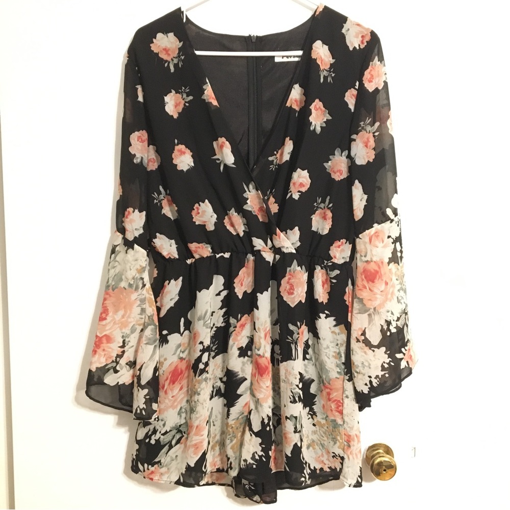 🟢BOGO FREE🟢 Gorgeous Romper - Picture 1 of 11